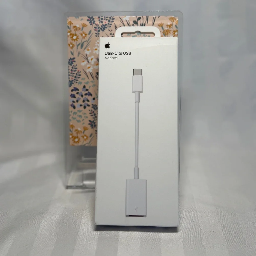 🍎 Apple USB-C to USB Adapter – Brand New 📦✨